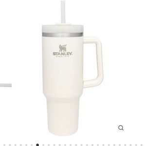 Stanley tumbler 40 oz (ONE) 🚨SOLD🚨